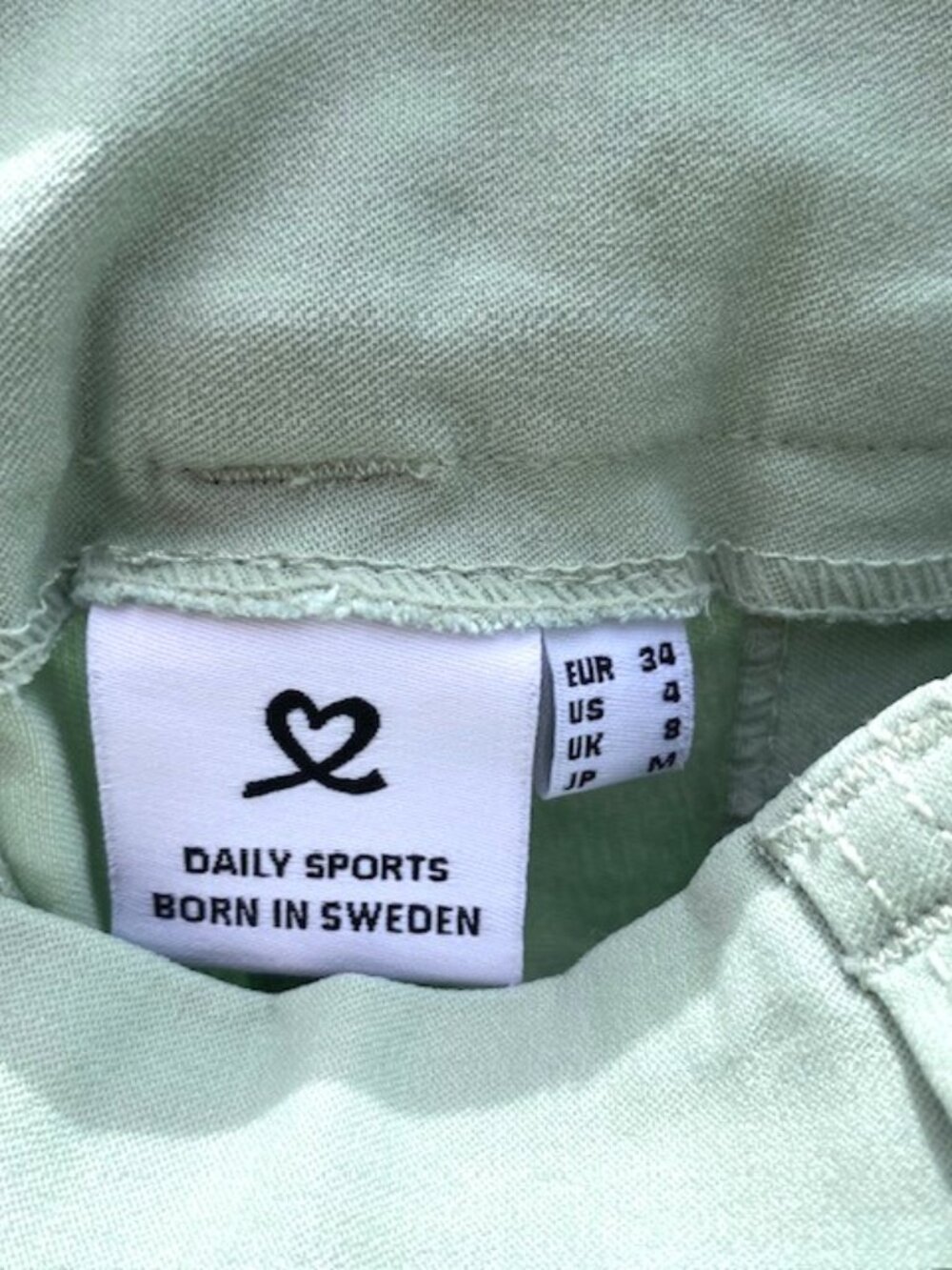 Daily Sports Sweden Green Stretch Golf Pants Womens Size 4 Straight Leg - Picture 7 of 7